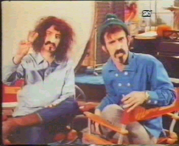 spgm/gal/zappa2/zappa_the_interview005.jpg