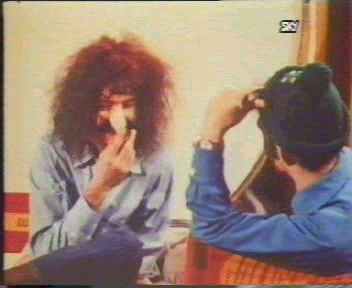spgm/gal/zappa2/zappa_the_interview008.jpg